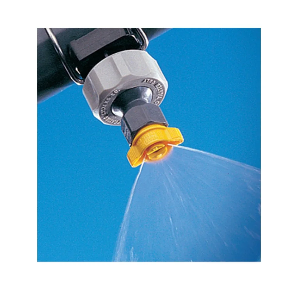 Clip On 3PC Spray Nozzle Garden Center for‎ Automatic Watering Systems / 4 PACK